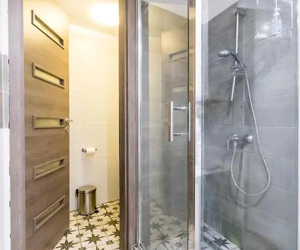 Katarina Blaha Square Apartamento *